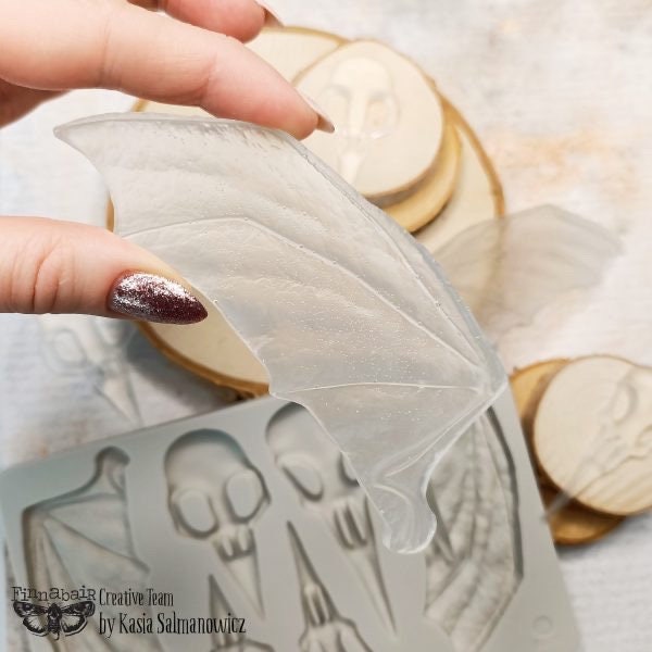 Decor Mould® - Birds and Bats | Finnabair | 5”x8”x8mm | Redesign with Prima