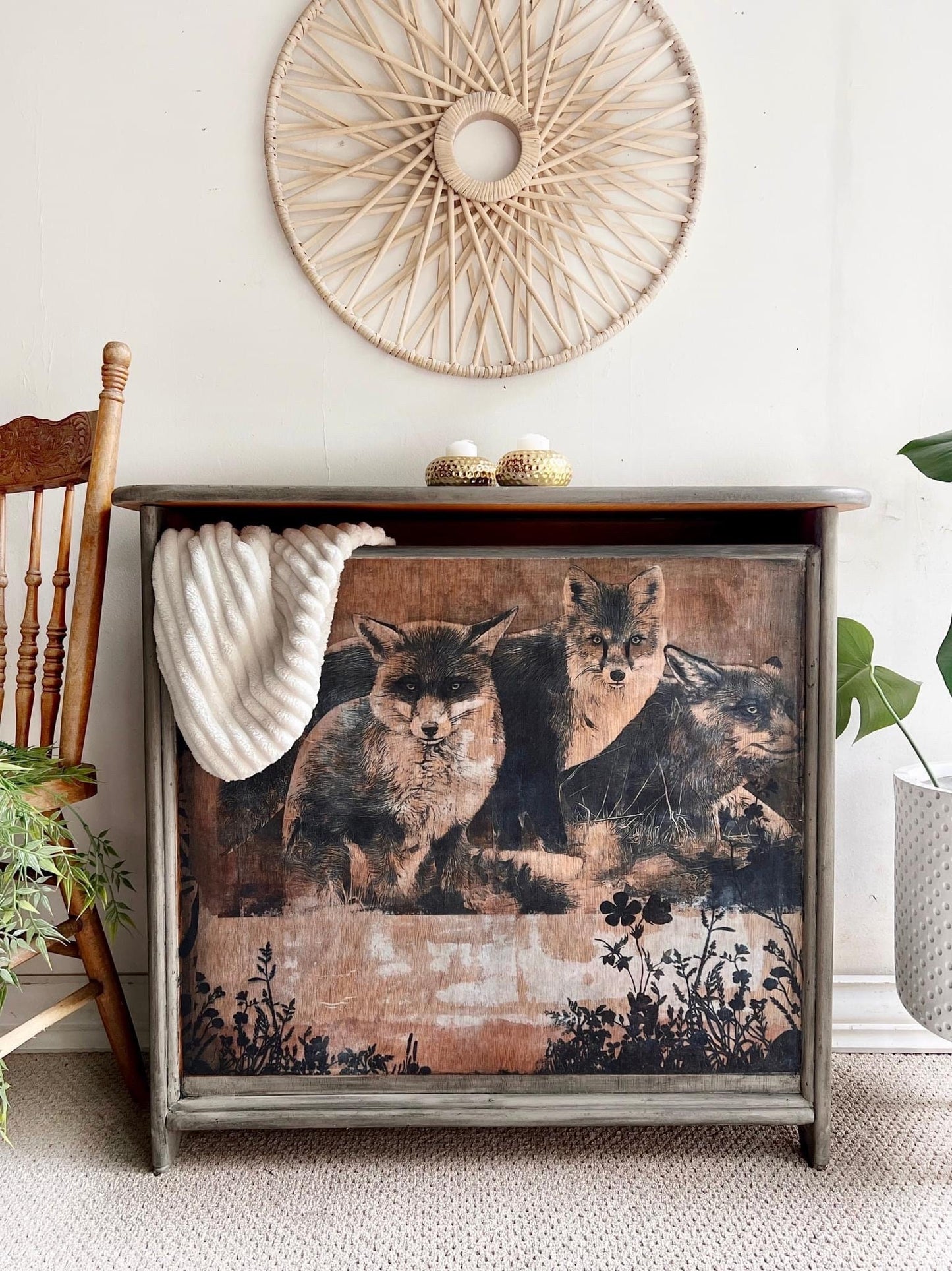 A1 Decoupage Fiber - Calm Foxes | 1 sheet, 23.4”x33.1” | Redesign with Prima