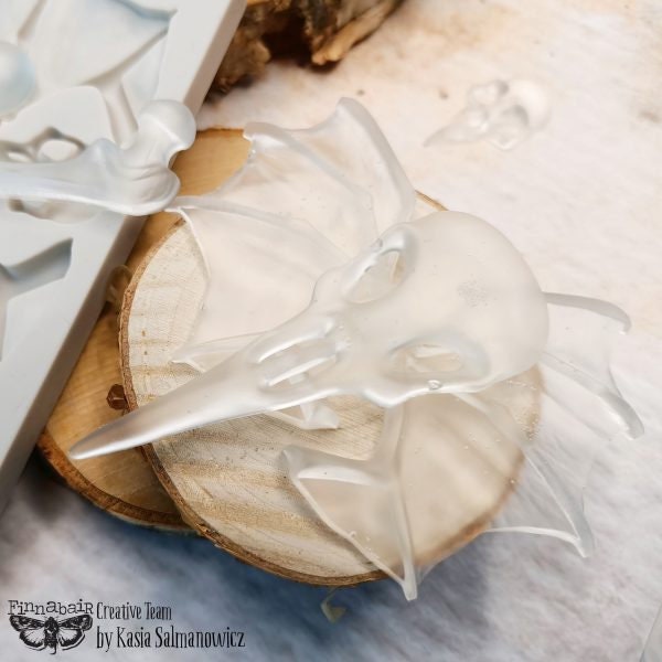 Decor Mould® - Wings and Bones | Finnabair | Measures 5”x8”x8mm | Redesign with Prima