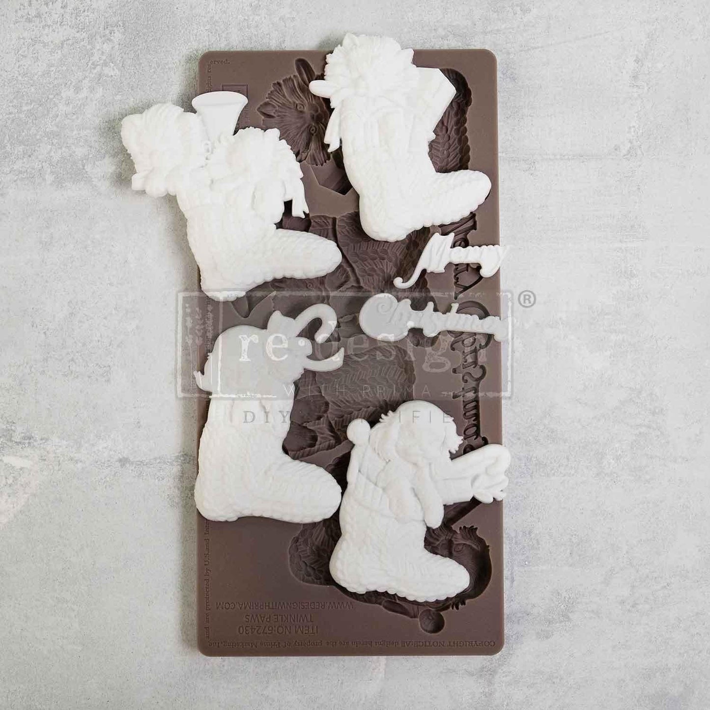 Decor Mould® - Twinkle Paws | 1 pc, 8”x10” | Christmas Stockings | Redesign with Prima